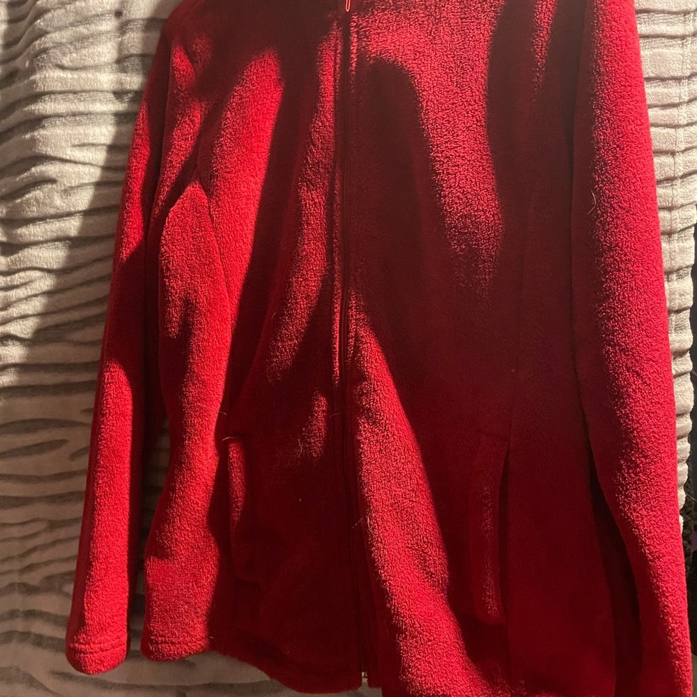Unisex coat.